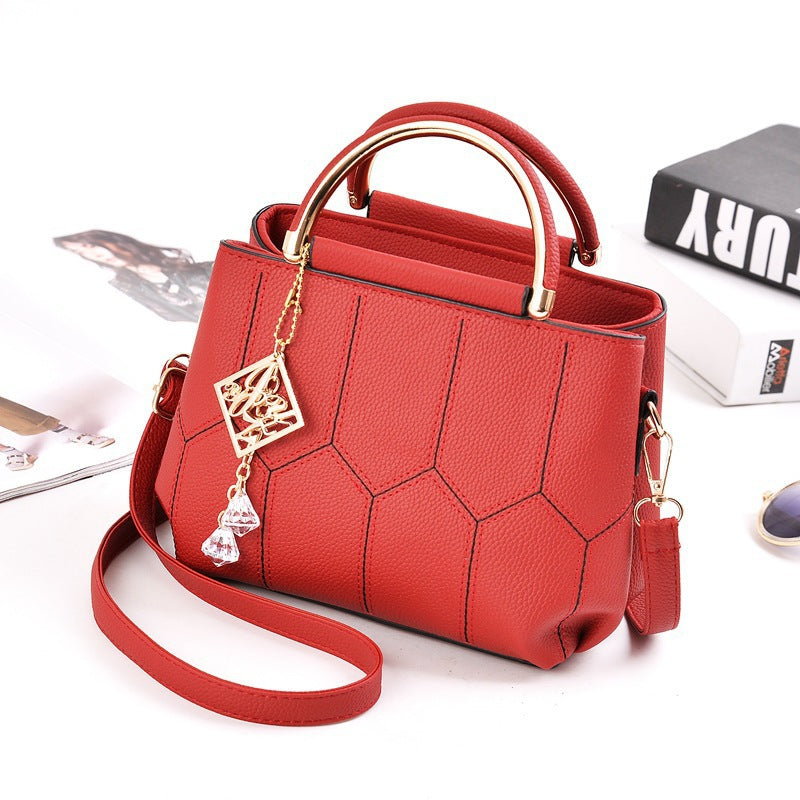 Fashionable Women's Embroidered Shoulder Bag 2023