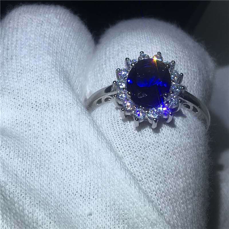Gorgeous Blue Zircon Diamond Single Finger Ring