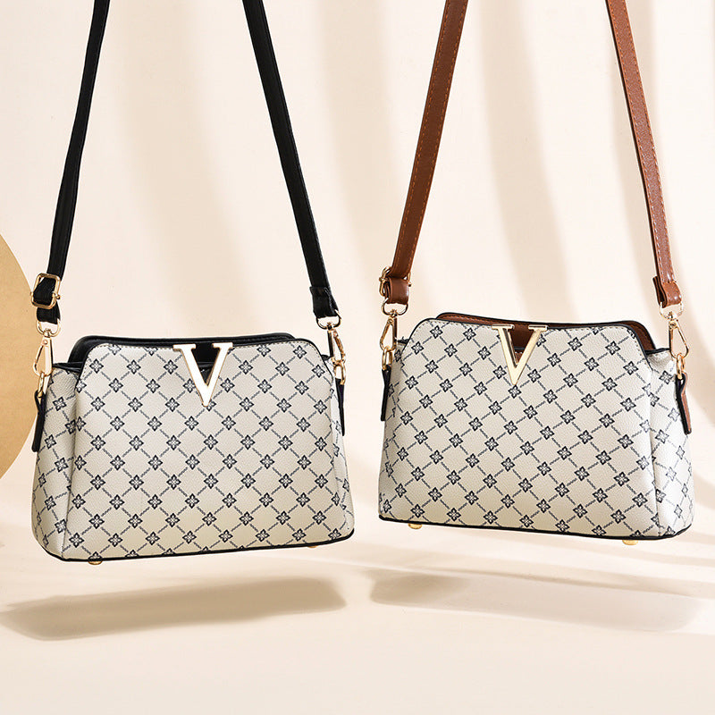 Trendy Summer Shoulder Bag for Women 2022