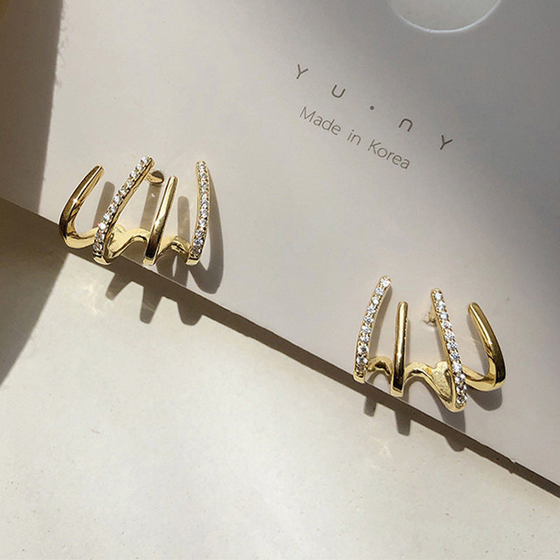 Women's Diamond Four-Claw Earrings for Daily & Party Use