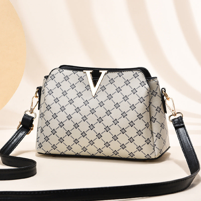 Trendy Summer Shoulder Bag for Women 2022