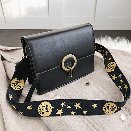 Fashionable Women's Shoulder Bag - Winter 2018 Trend
