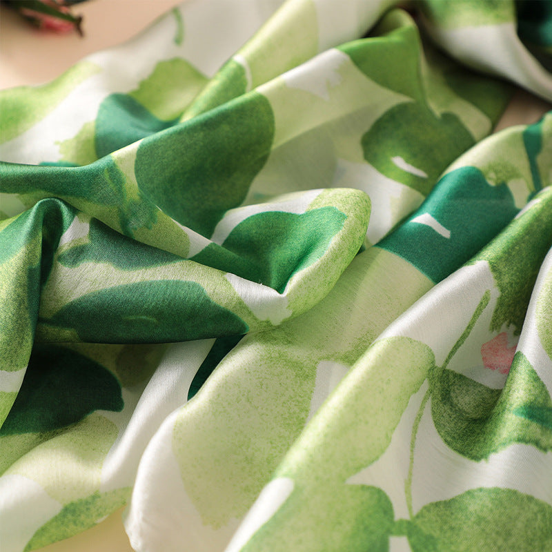 Elegant Women's Scarf for Autumn and Winter Fashion