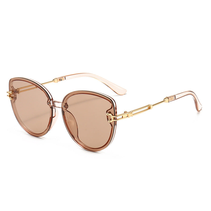 Wholesale Fashion Cat Eye Sunglasses for Women 6066