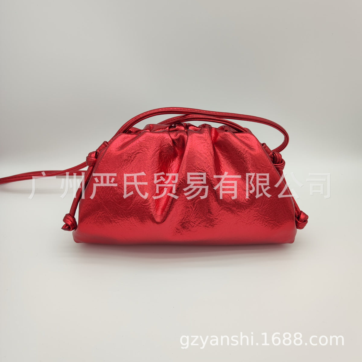 2022 New Cloud Bag Cross-border Women's Bag Pleated Dumpling Bag Autumn and Winter Fashion Shoulder Crossbody Bag Handbag Women's Bag