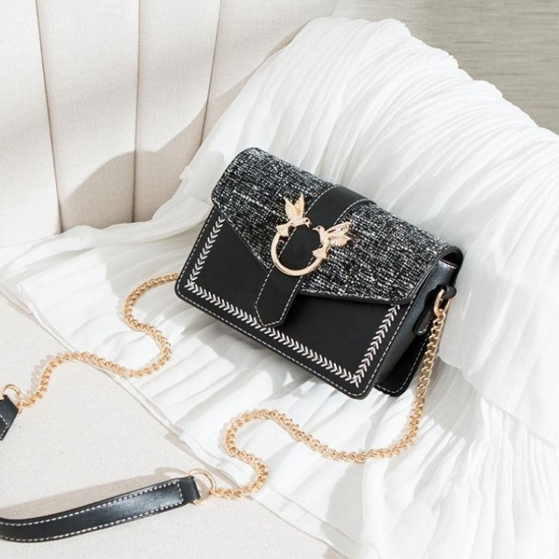 Trendy Chain Shoulder Bag