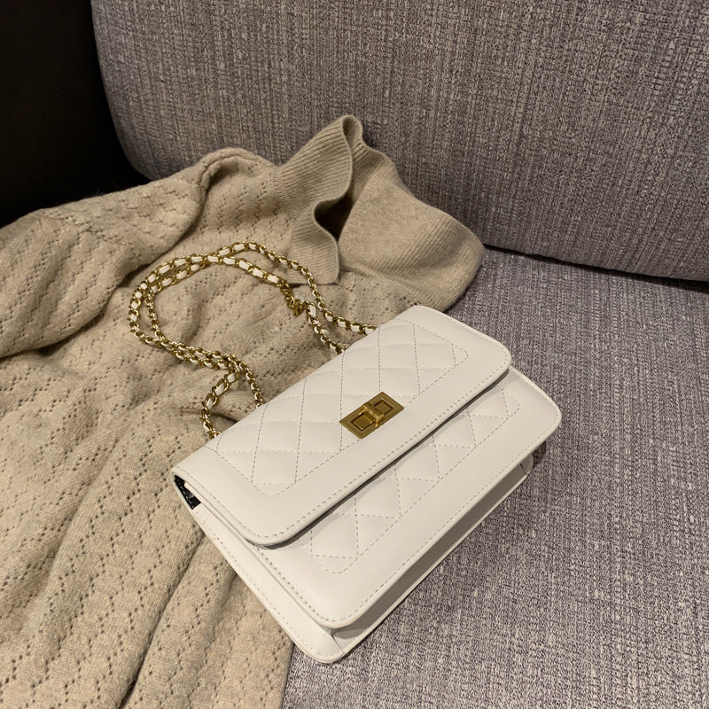 Chanel Style Diamond Chain Crossbody Bag for Women