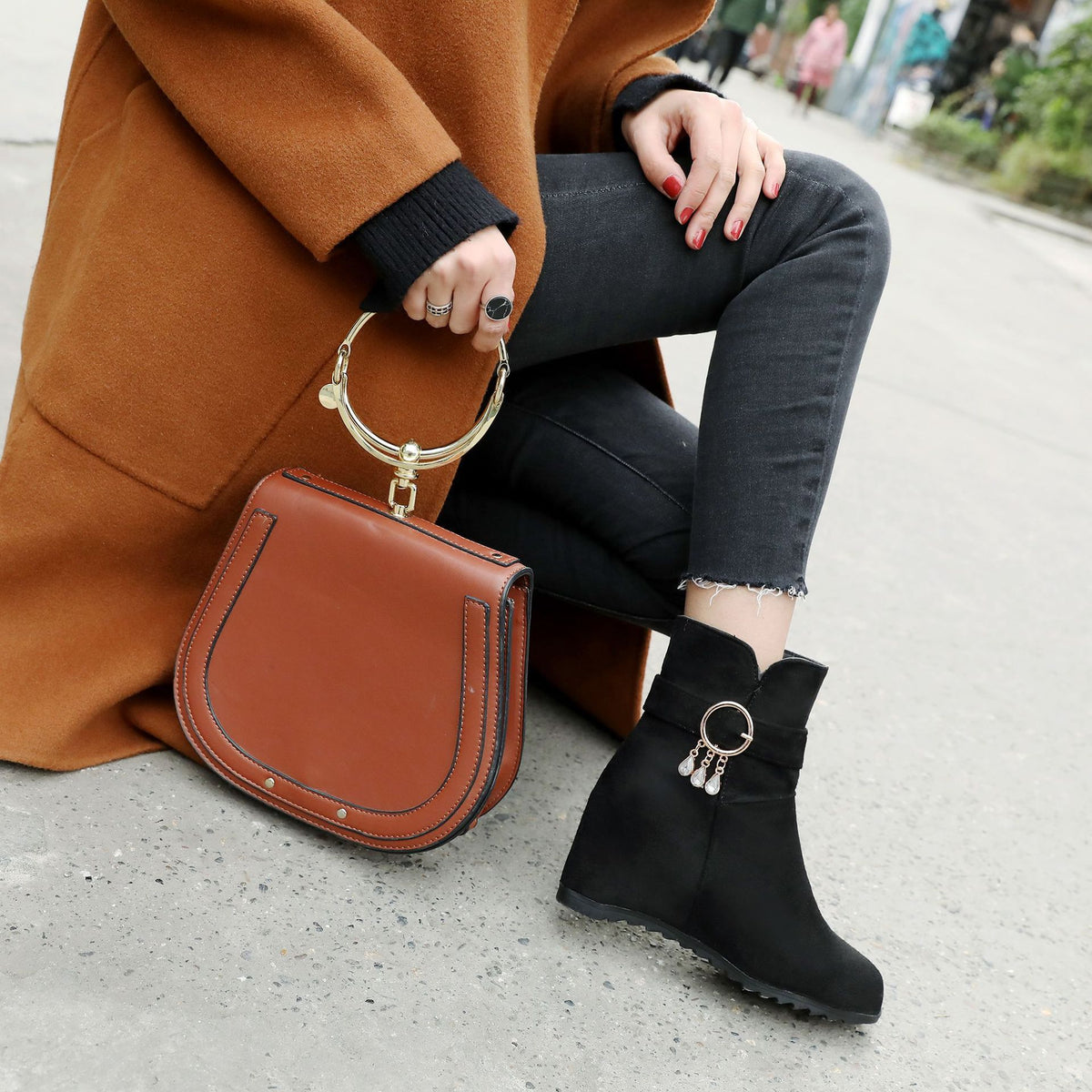 Trendy Winter Short Ankle Boots with Tassels for Women