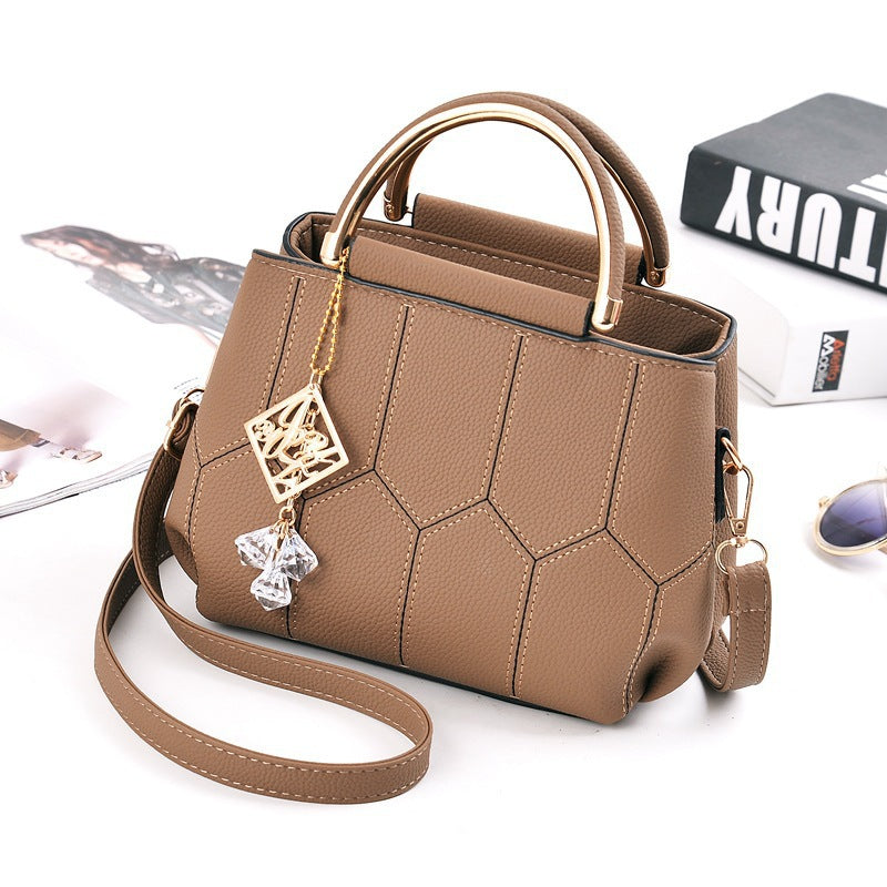 Fashionable Women's Embroidered Shoulder Bag 2023
