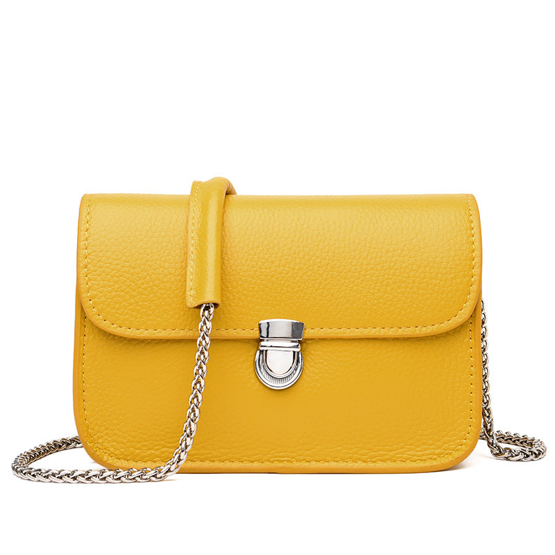 Fashionable Small Square Bag in Genuine Leather