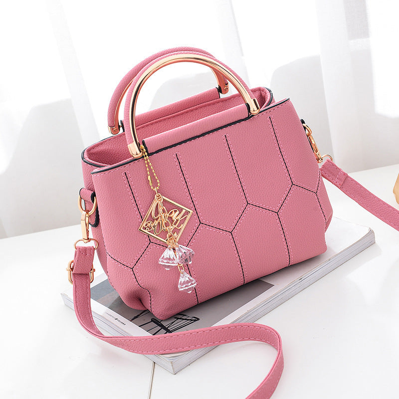 Fashionable Women's Embroidered Shoulder Bag 2023
