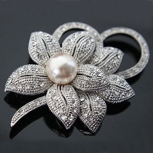 Crystal Pearl Brooch with Bow
