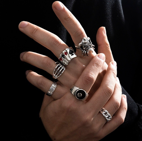 Retro Clown Drip Ring Set - 6-Piece Alloy Poker Cards