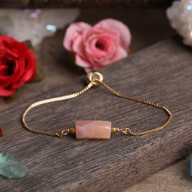 Adjustable Women’s Metal Chain Bracelet with Prismatic Stones