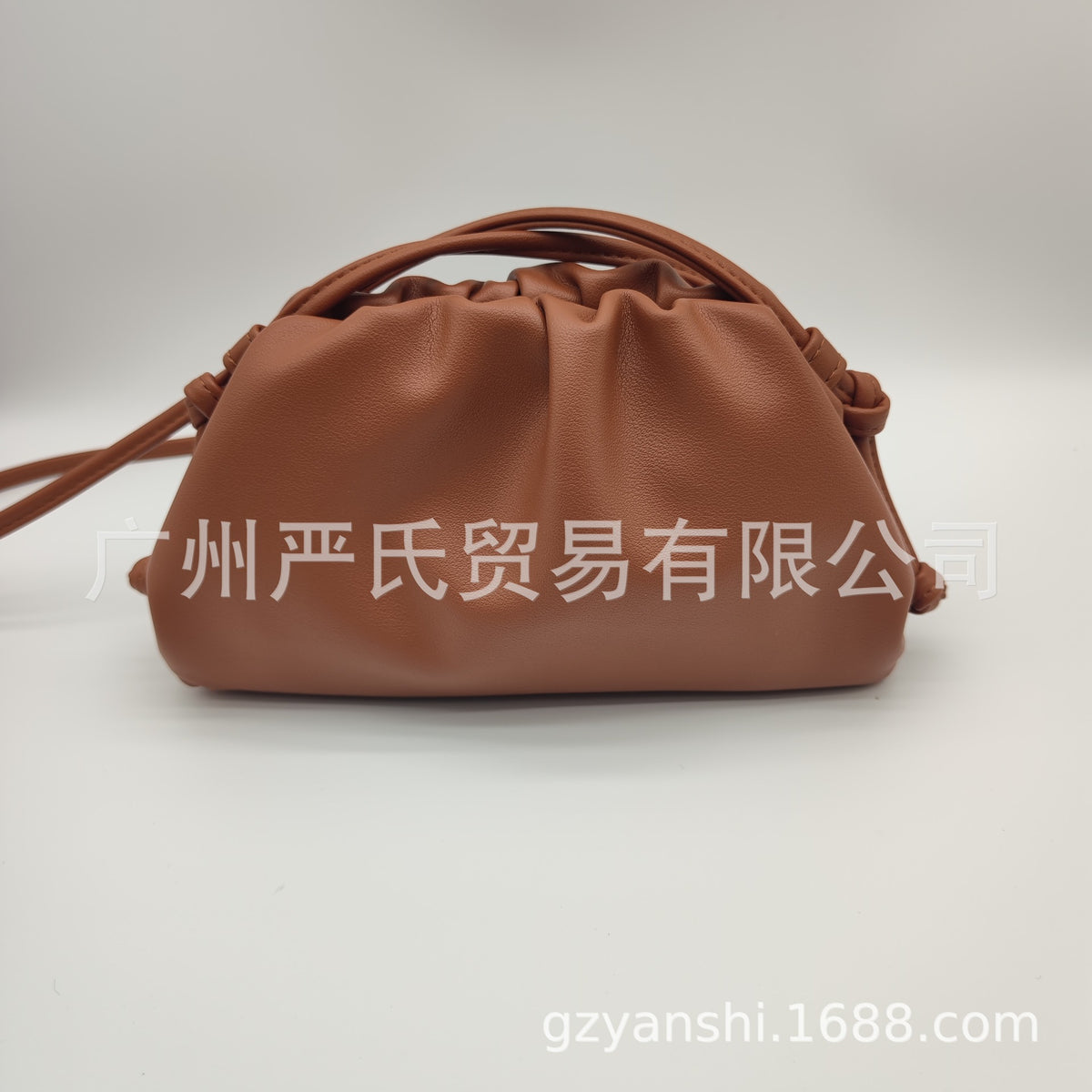 2022 New Cloud Bag Cross-border Women's Bag Pleated Dumpling Bag Autumn and Winter Fashion Shoulder Crossbody Bag Handbag Women's Bag