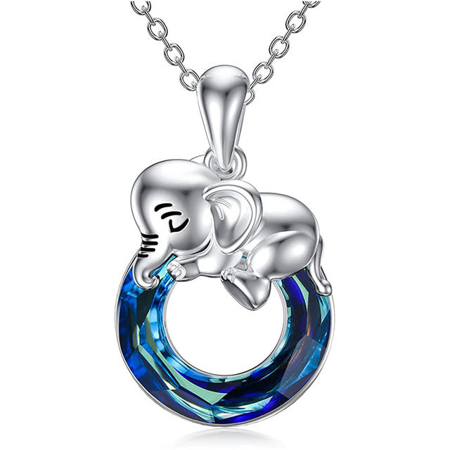 Women's Metal Tree of Life Round Pendant Necklace
